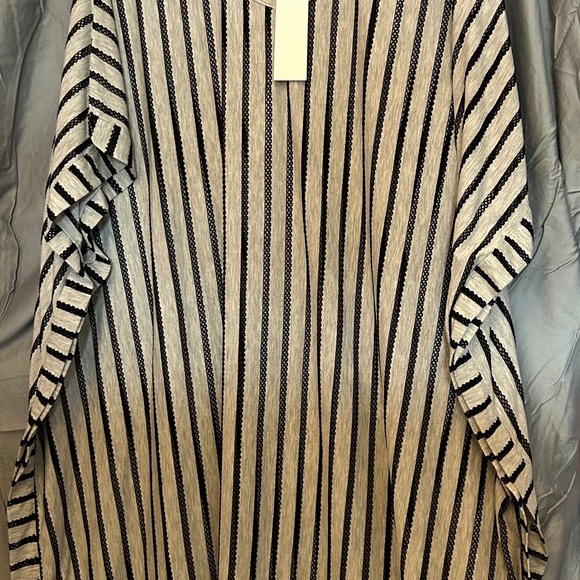 🌺Calvin Klein Coverup - Picture 5 of 5